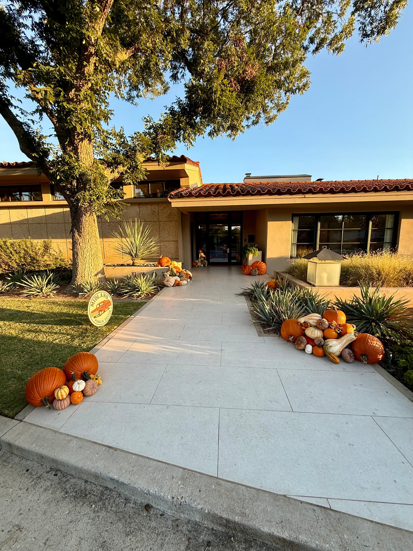 The West Texas Welcome